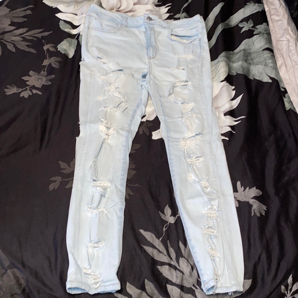 American eagle destroyed high rise jegging. Size 14 short